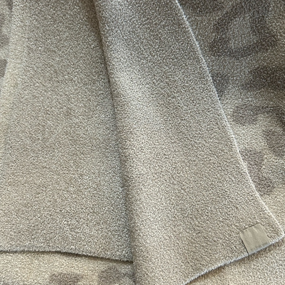 Barefoot Dreams cozy chic lite leopard print throw NWOT - Picture 2 of 2